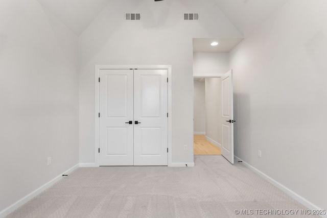 6617 S Fir Avenue, Broken Arrow, OK 74011