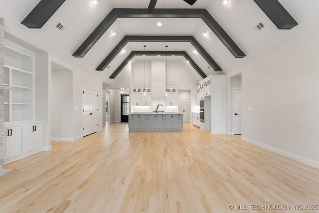 6617 S Fir Avenue, Broken Arrow, OK 74011