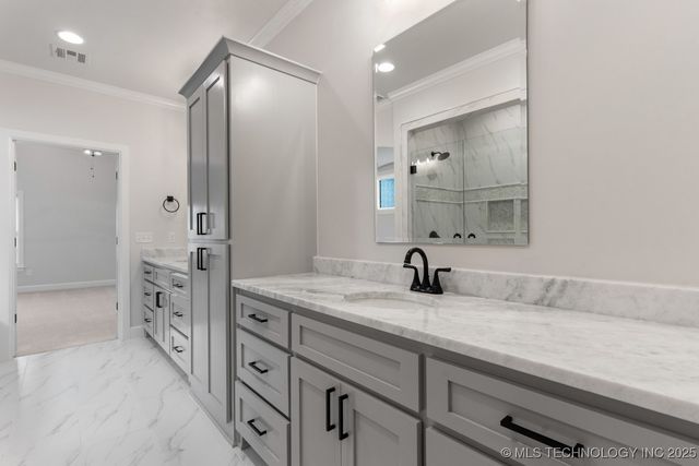 6617 S Fir Avenue, Broken Arrow, OK 74011