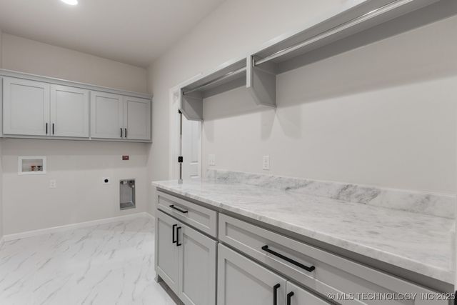 6617 S Fir Avenue, Broken Arrow, OK 74011