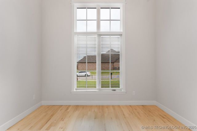 6617 S Fir Avenue, Broken Arrow, OK 74011