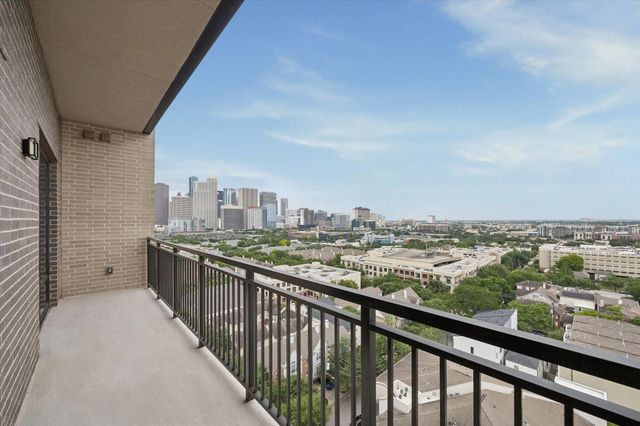 2727 Albany Street PH26, Houston, TX 77006