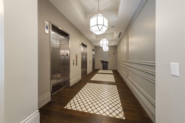 2727 Albany Street PH26, Houston, TX 77006