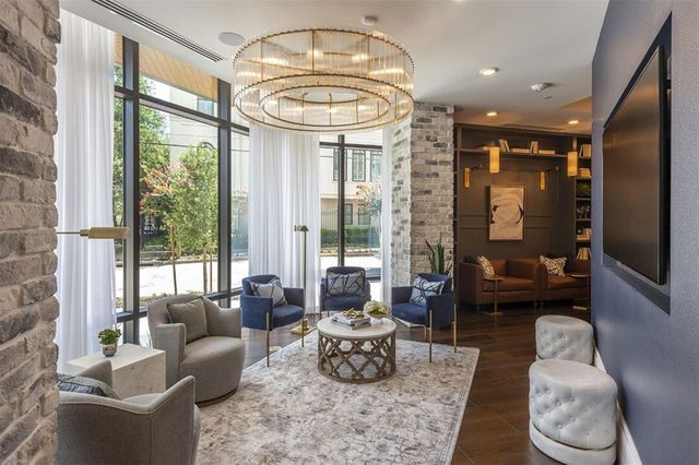2727 Albany Street PH26, Houston, TX 77006