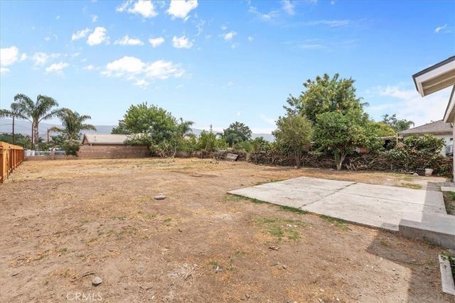 1162 W 17th, San Bernardino, CA 92411