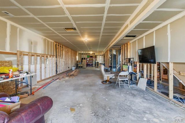 3322 Bella Luna Dr, Pueblo, CO 81001