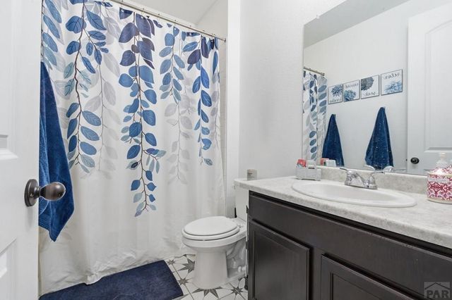 3322 Bella Luna Dr, Pueblo, CO 81001