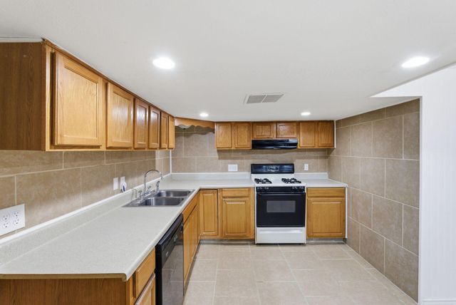 253 Radcliffe Road, Lexington, KY 40505