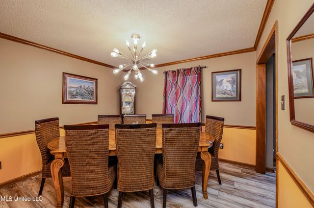 1945 Pecan Meadows Drive, Southaven, MS 38671