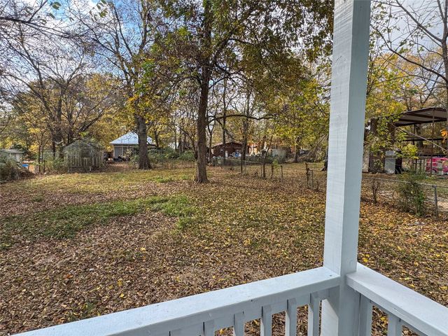 1403 W Austin Street, Paris, TX 75460