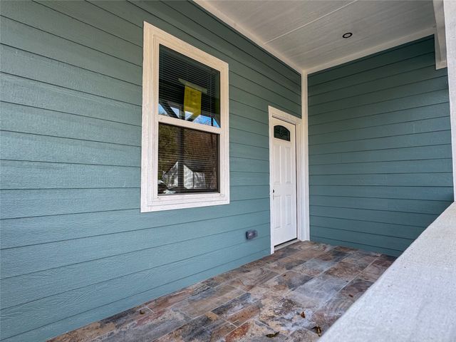 1403 W Austin Street, Paris, TX 75460