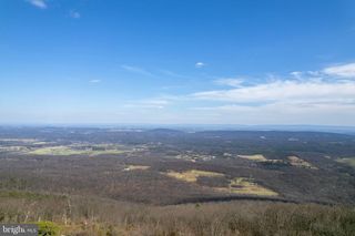 951 BOBCAT TRL, Winchester, VA 22602