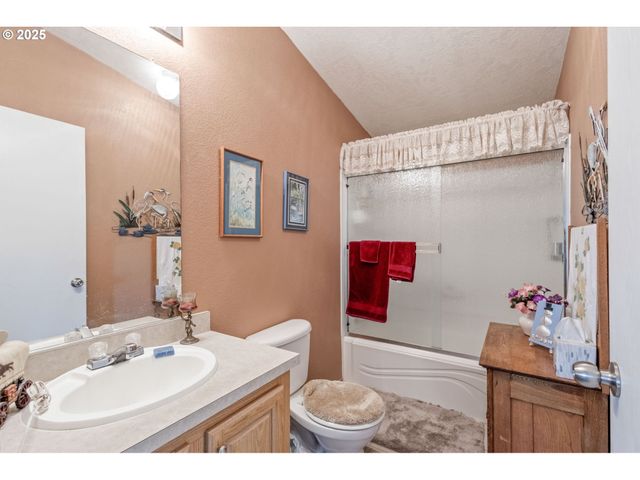 13439 Se CAYUSE Rd, Prineville, OR 97754