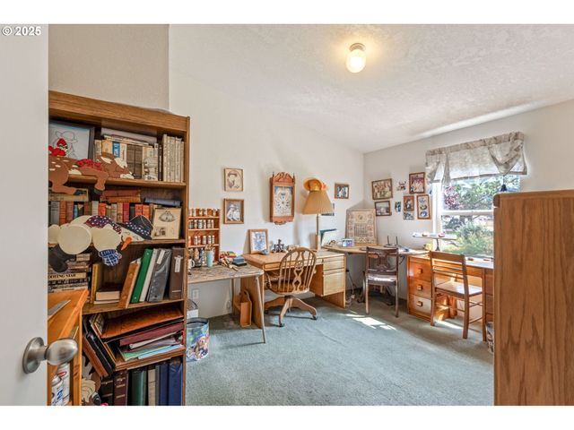 13439 Se CAYUSE Rd, Prineville, OR 97754