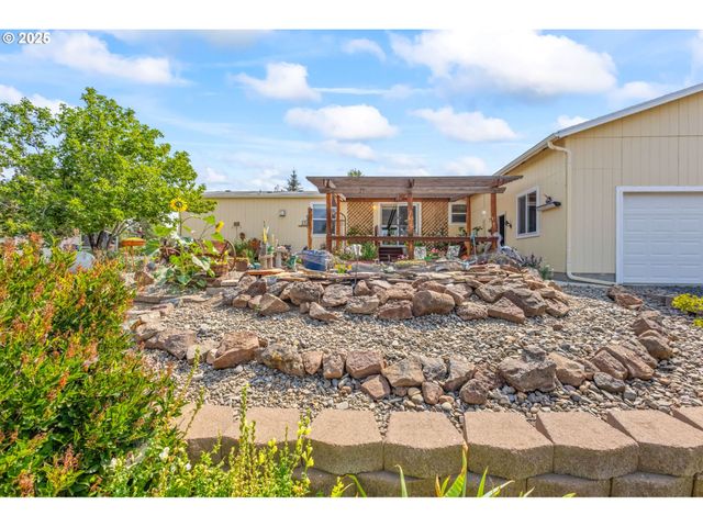 13439 Se CAYUSE Rd, Prineville, OR 97754