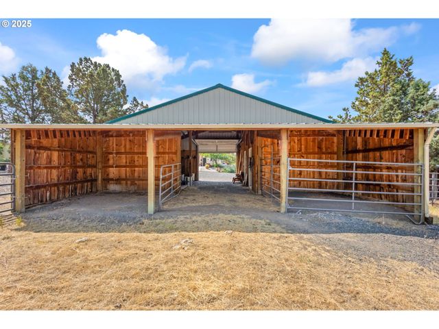13439 Se CAYUSE Rd, Prineville, OR 97754