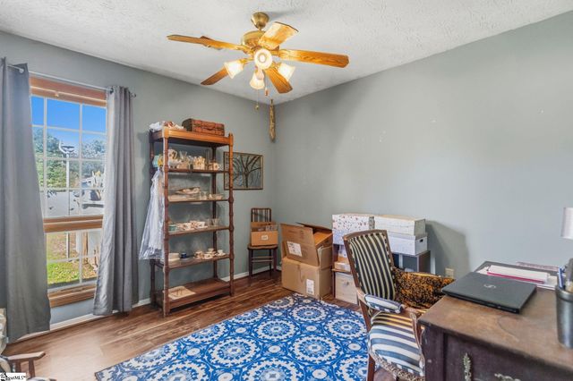 1 S Oak Forest Drive, Greenville, SC 29607