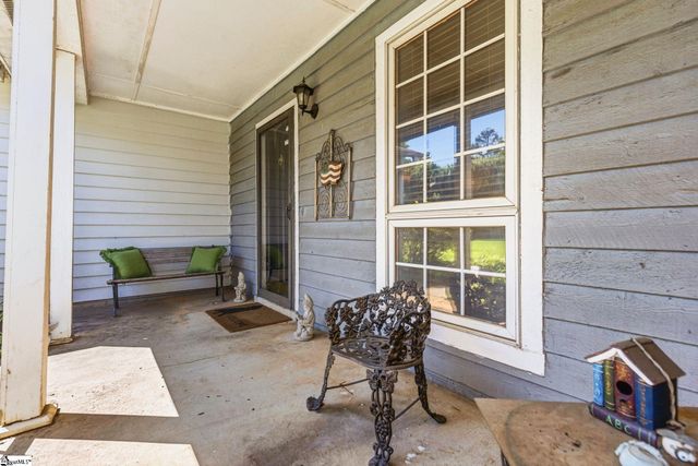 1 S Oak Forest Drive, Greenville, SC 29607