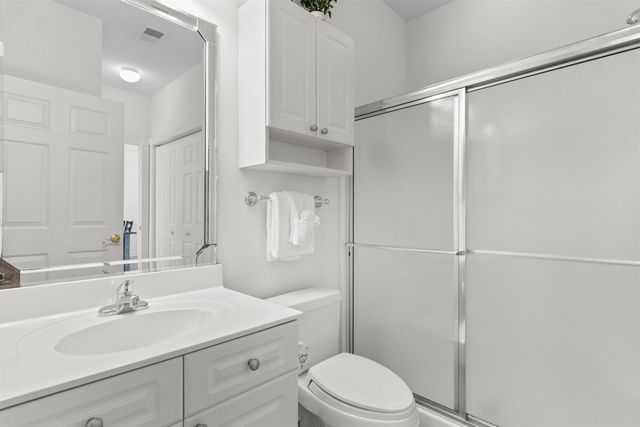 4890 Luster Leaf Cir Apt 103, Myrtle Beach, SC 29577