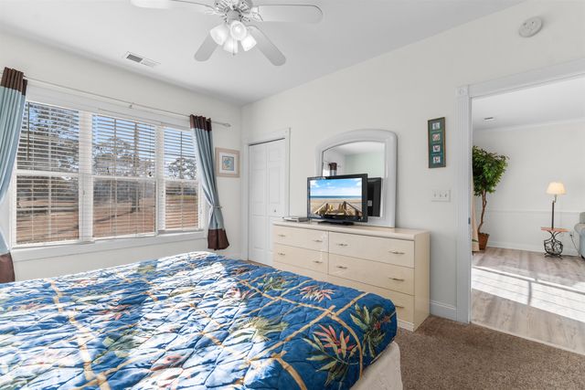 4890 Luster Leaf Cir Apt 103, Myrtle Beach, SC 29577