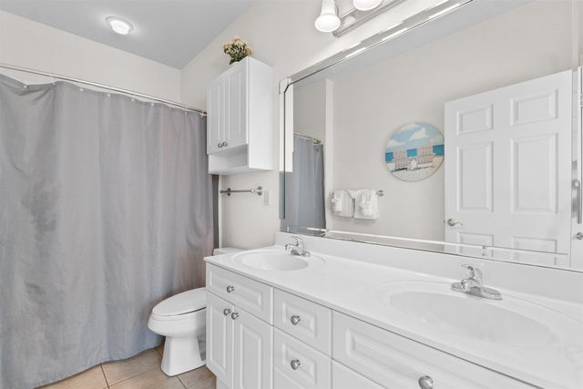 4890 Luster Leaf Cir Apt 103, Myrtle Beach, SC 29577