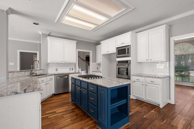 102 Starling Court, Southlake, TX 76092