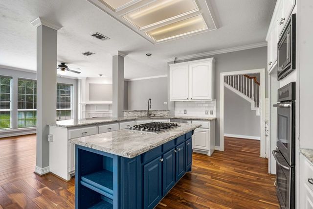 102 Starling Court, Southlake, TX 76092