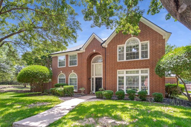 102 Starling Court, Southlake, TX 76092