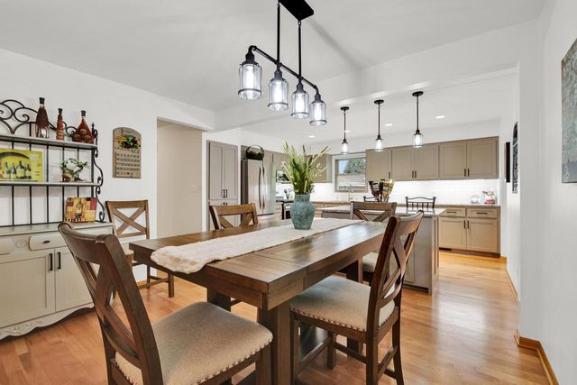 6846 S Juniper COURT, Oak Creek, WI 53154