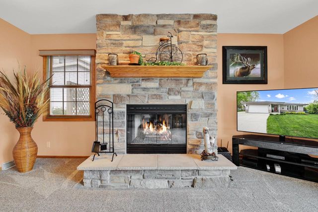 6846 S Juniper COURT, Oak Creek, WI 53154