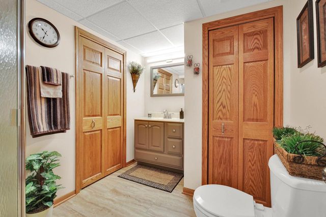 6846 S Juniper COURT, Oak Creek, WI 53154