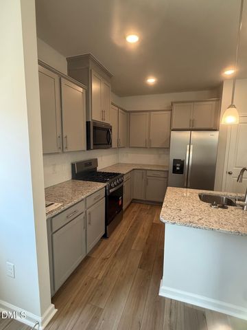268 Ravenscraig Park Place, Raleigh, NC 27603