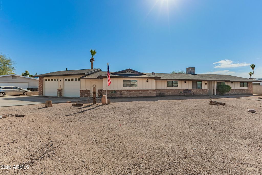 Image 1 of property listing at 1047 E FAIRFIELD Street, Mesa, AZ 85203