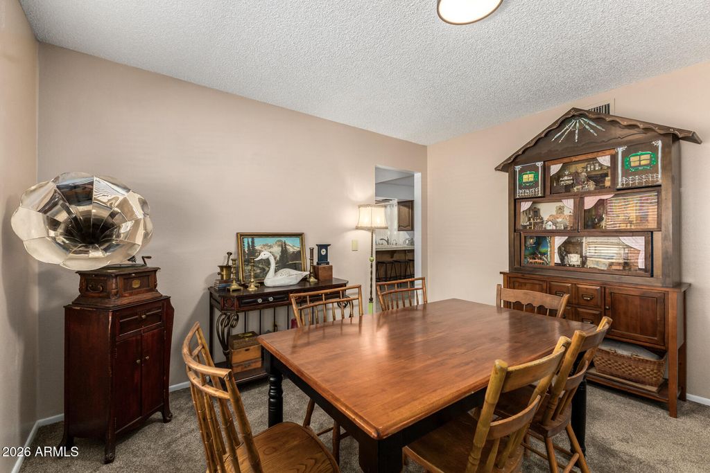 Image 11 of property listing at 1047 E FAIRFIELD Street, Mesa, AZ 85203