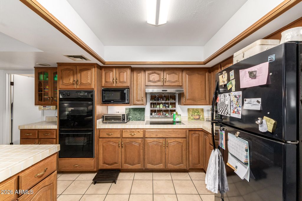Image 16 of property listing at 1047 E FAIRFIELD Street, Mesa, AZ 85203