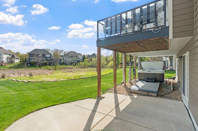 15715 56th Avenue N, Plymouth, MN 55446