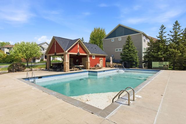 15715 56th Avenue N, Plymouth, MN 55446
