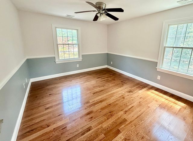 41 Thresher Rd, Hampden, MA 01036
