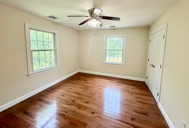 41 Thresher Rd, Hampden, MA 01036