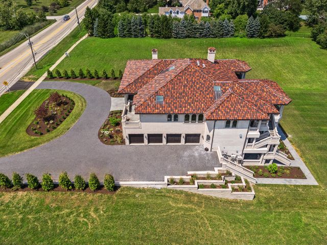 6413 S County Line Road, Burr Ridge, IL 60527
