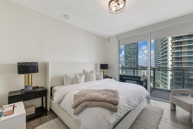 1080 Brickell Ave 1909, Miami, FL 33131
