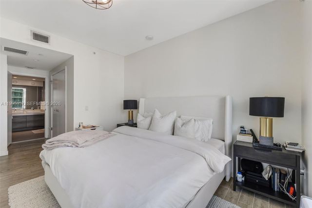 1080 Brickell Ave 1909, Miami, FL 33131