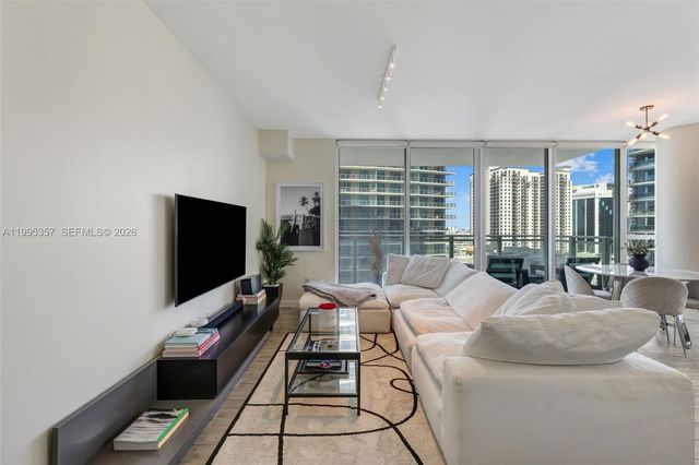 1080 Brickell Ave 1909, Miami, FL 33131