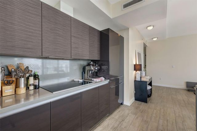 1080 Brickell Ave 1909, Miami, FL 33131