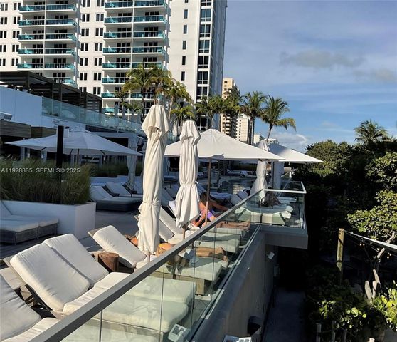 2301 Collins Ave 704, Miami Beach, FL 33139