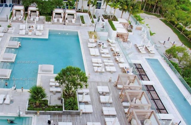 2301 Collins Ave 704, Miami Beach, FL 33139