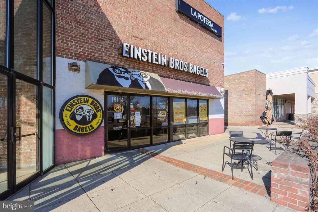 Image 30 of property listing at 10012 FOREST VIEW PL, Montgomery Village, MD 20886