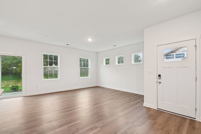 6507 Juniper Drive, Wonder Lake, IL 60097