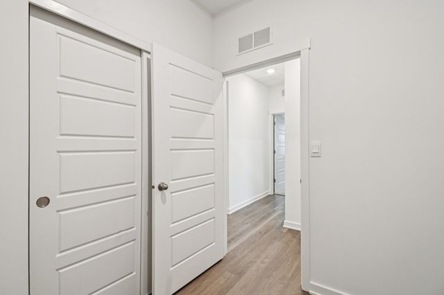 6507 Juniper Drive, Wonder Lake, IL 60097