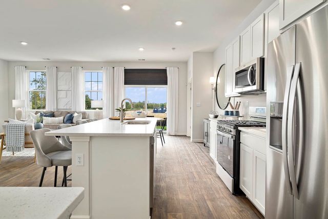 6507 Juniper Drive, Wonder Lake, IL 60097